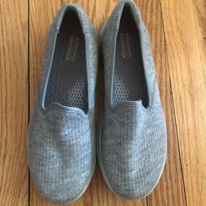 Skechers Goga Mat Gray Air Cooled Mesh Slip On Sneaker 9.5